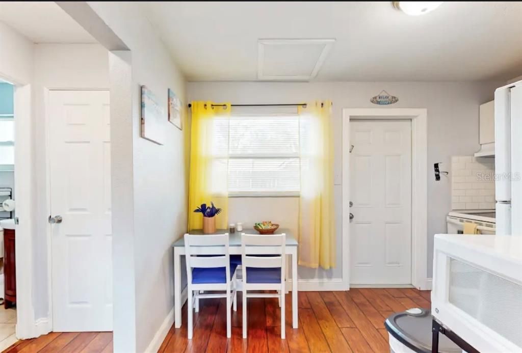 En Venta: $365,000 (2 camas, 0 baños, 1008 Pies cuadrados)