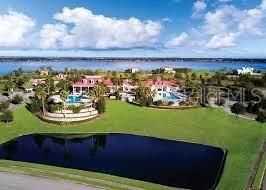 待售: $82,000 (0.32 acres)