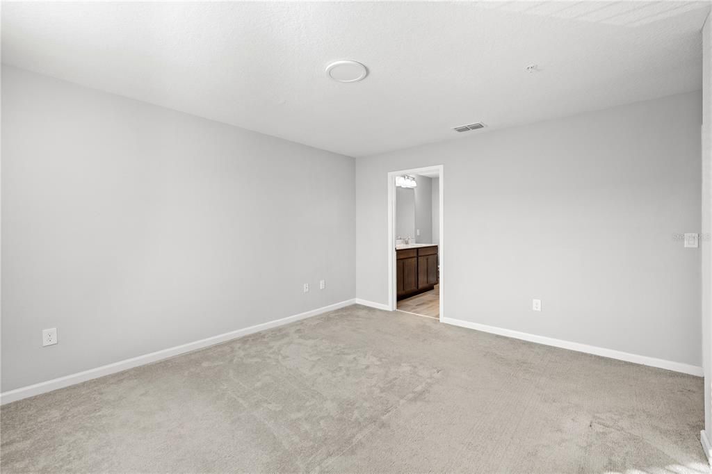 En Renta: $2,300 (3 camas, 2 baños, 1633 Pies cuadrados)