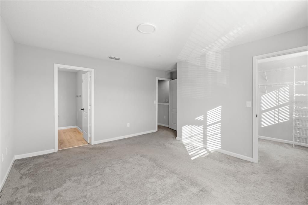 En Renta: $2,300 (3 camas, 2 baños, 1633 Pies cuadrados)