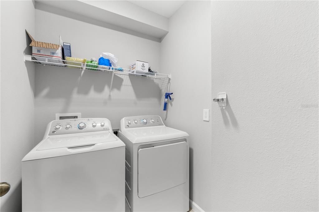 En Renta: $2,300 (3 camas, 2 baños, 1633 Pies cuadrados)