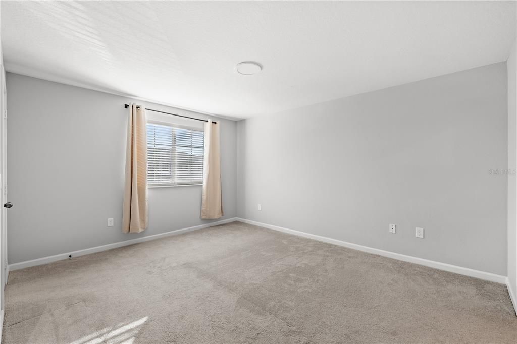 En Renta: $2,300 (3 camas, 2 baños, 1633 Pies cuadrados)