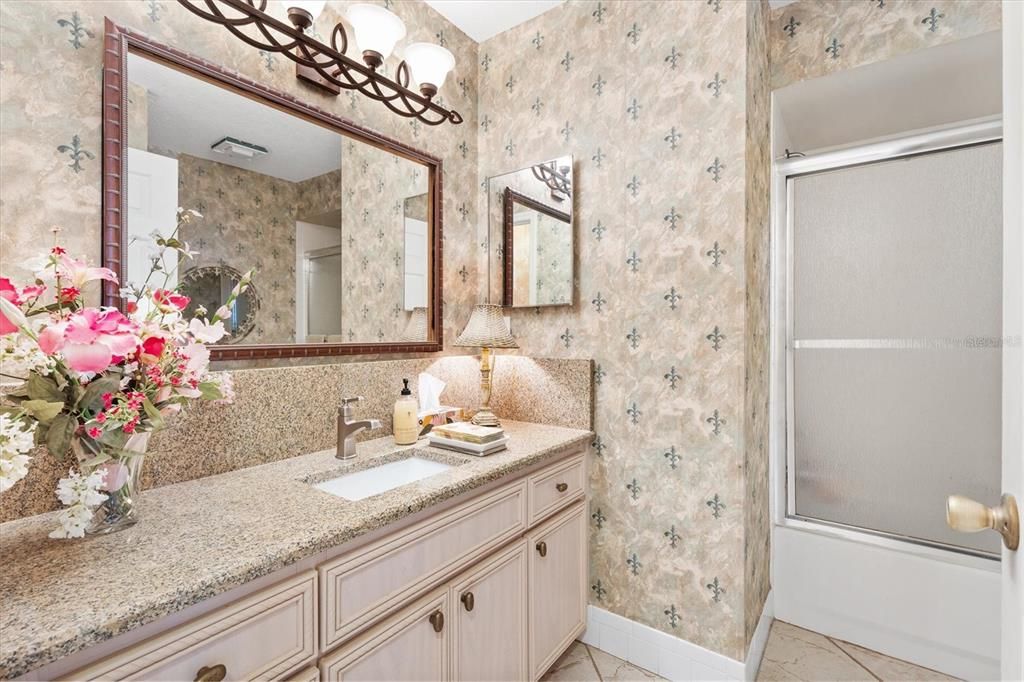 For Sale: $269,900 (2 beds, 2 baths, 1688 Square Feet)