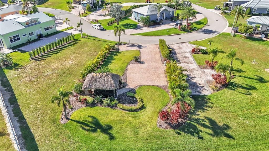 На продажу: $199,900 (0.10 acres)