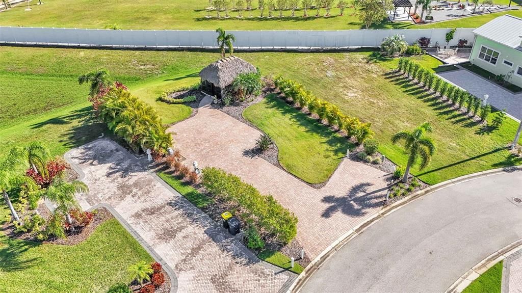 На продажу: $199,900 (0.10 acres)