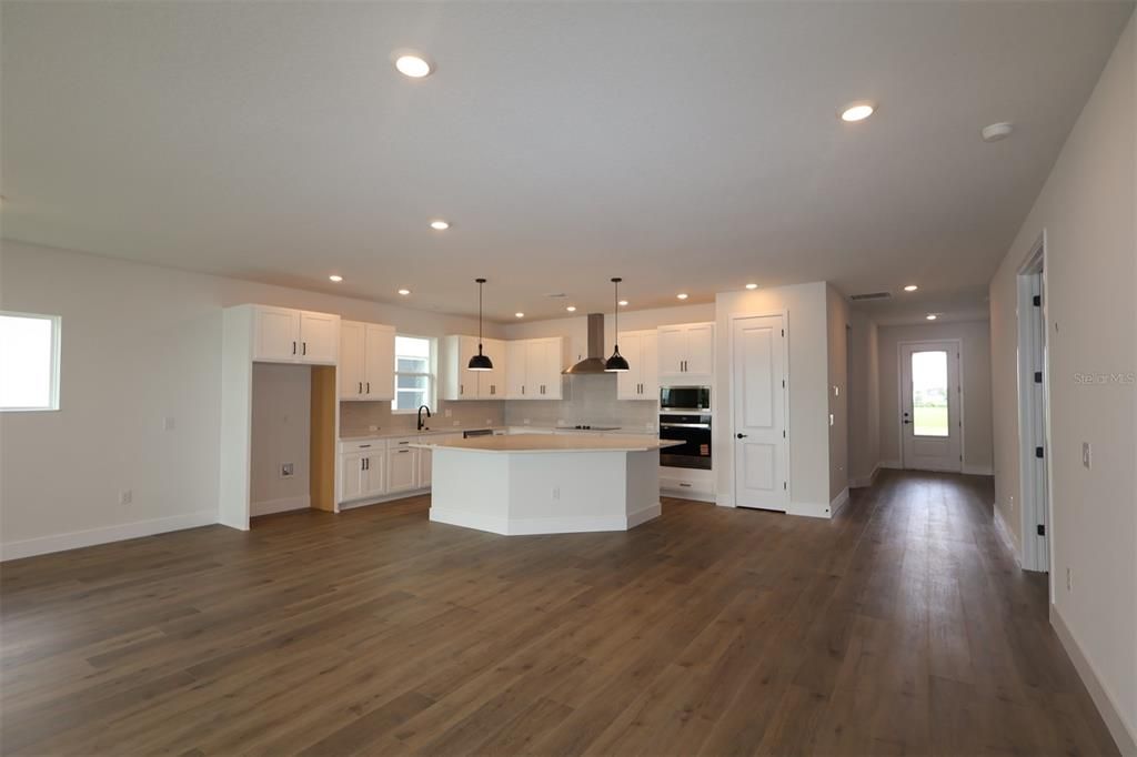 For Sale: $449,990 (3 beds, 2 baths, 2051 Square Feet)