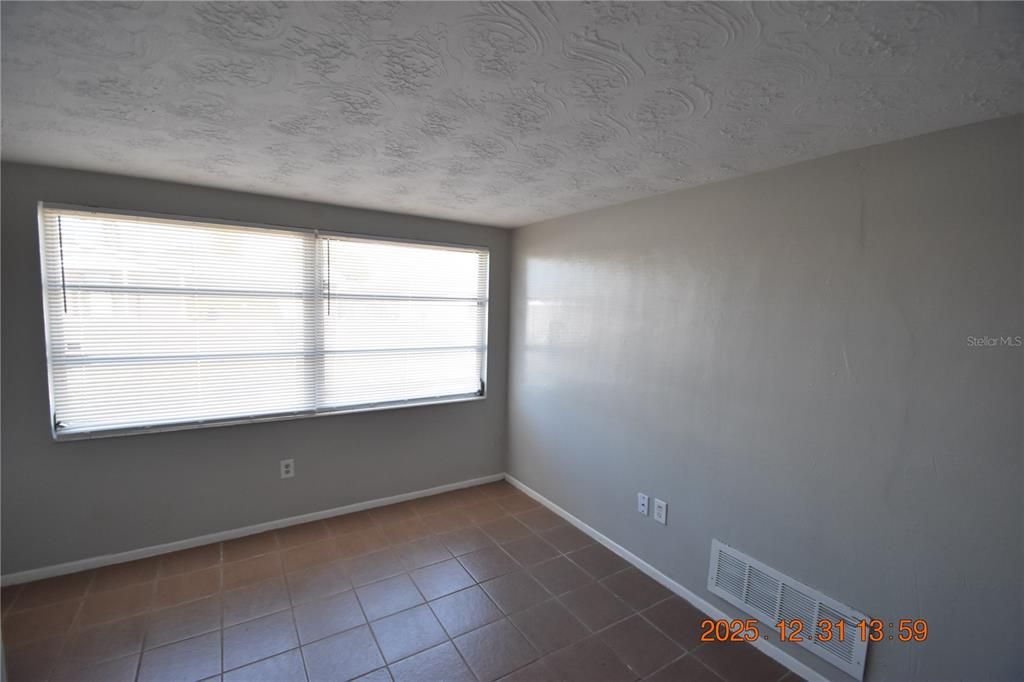 En Renta: $1,895 (4 camas, 2 baños, 1620 Pies cuadrados)