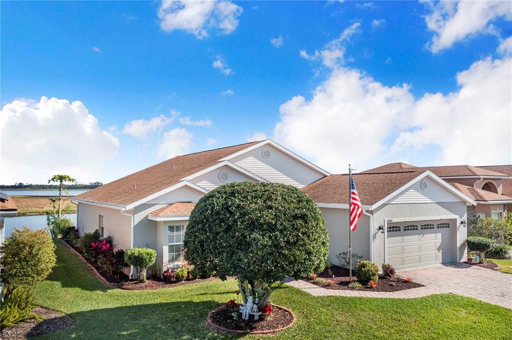 En Venta: $405,000 (3 camas, 2 baños, 2027 Pies cuadrados)