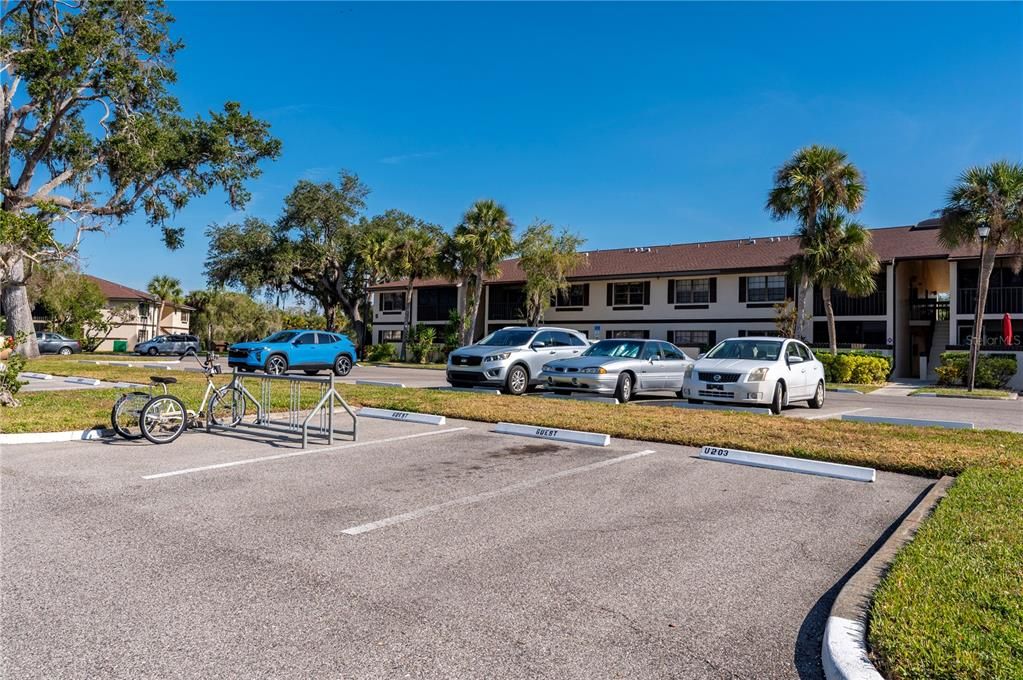 На продажу: $139,900 (2 спален, 2 ванн, 838 Квадратных фут)