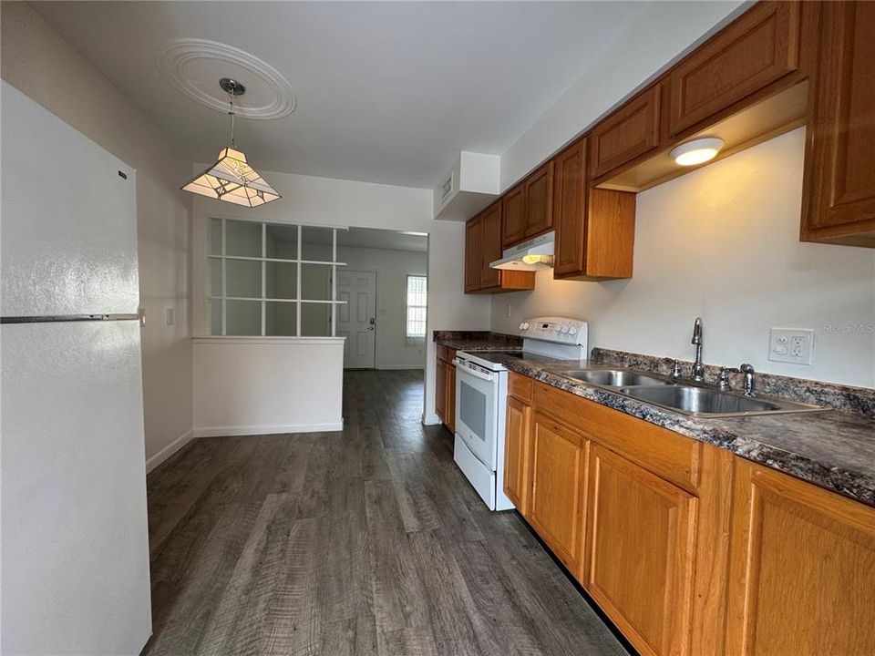 En Renta: $1,395 (2 camas, 1 baños, 836 Pies cuadrados)