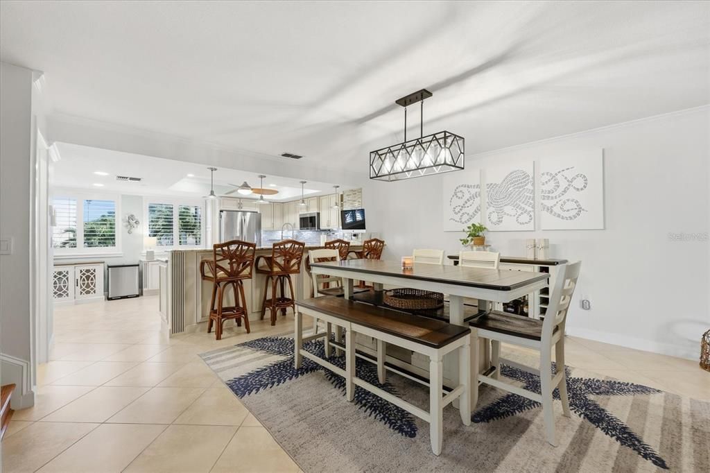 En Venta: $798,000 (3 camas, 2 baños, 2025 Pies cuadrados)