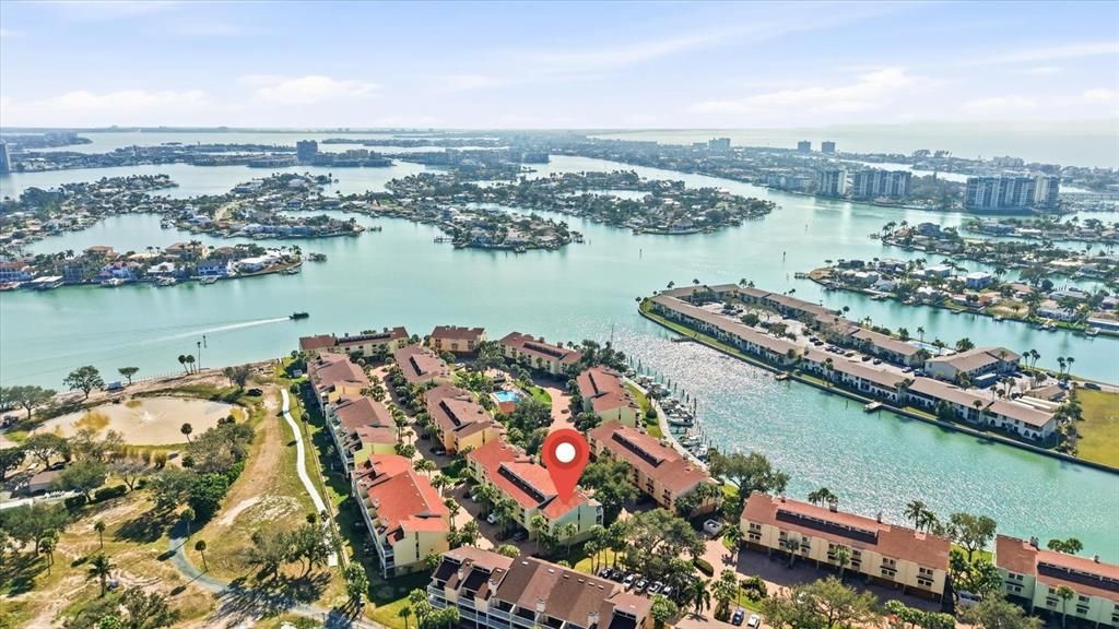 En Venta: $798,000 (3 camas, 2 baños, 2025 Pies cuadrados)