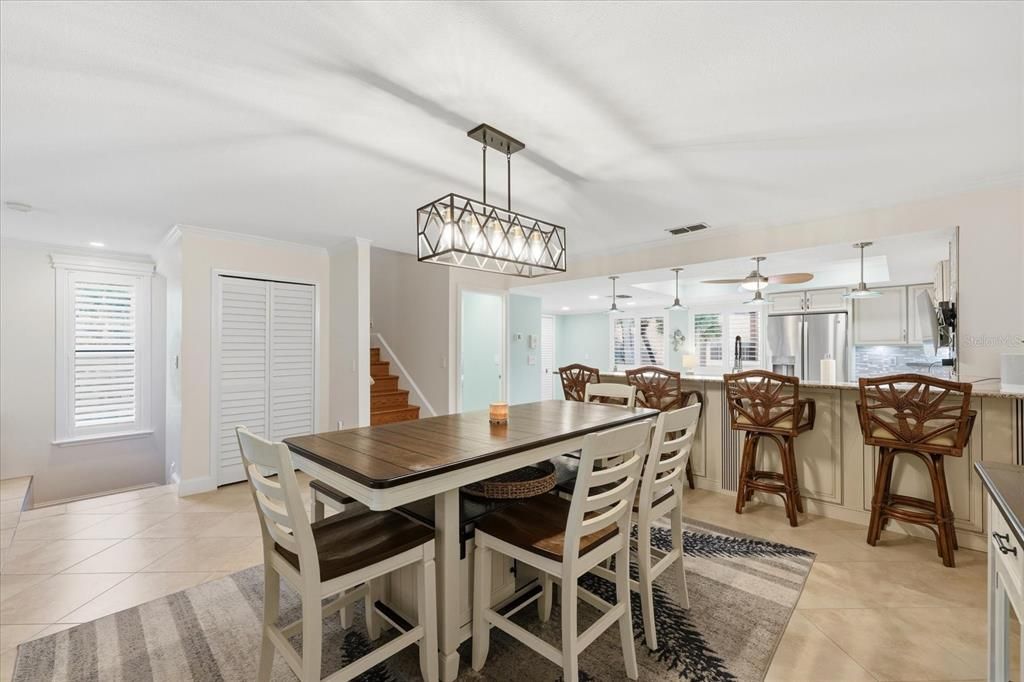 En Venta: $798,000 (3 camas, 2 baños, 2025 Pies cuadrados)