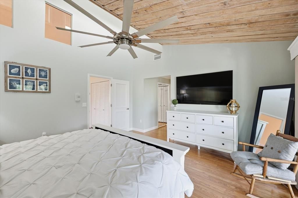 En Venta: $798,000 (3 camas, 2 baños, 2025 Pies cuadrados)