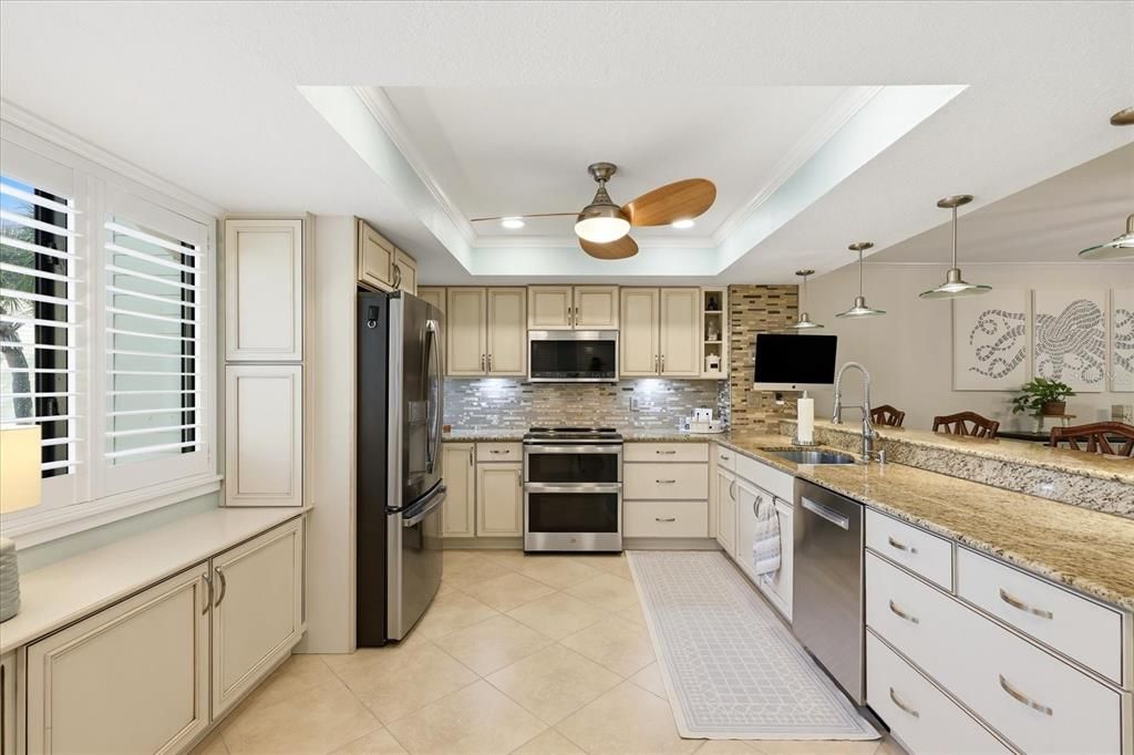 En Venta: $798,000 (3 camas, 2 baños, 2025 Pies cuadrados)