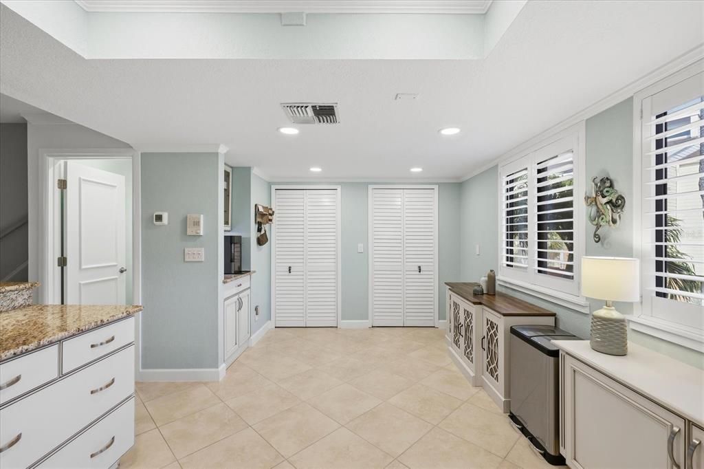 En Venta: $798,000 (3 camas, 2 baños, 2025 Pies cuadrados)