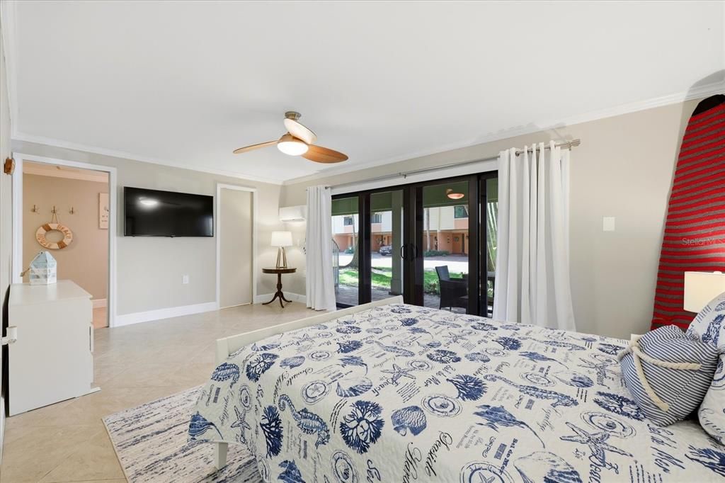 En Venta: $798,000 (3 camas, 2 baños, 2025 Pies cuadrados)