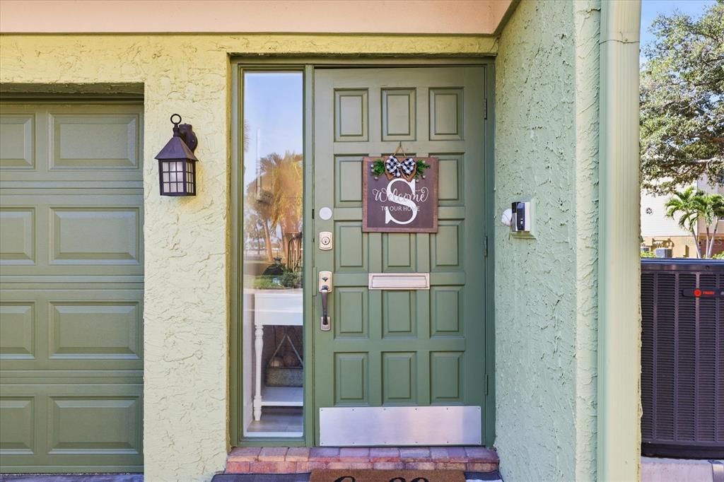 En Venta: $798,000 (3 camas, 2 baños, 2025 Pies cuadrados)