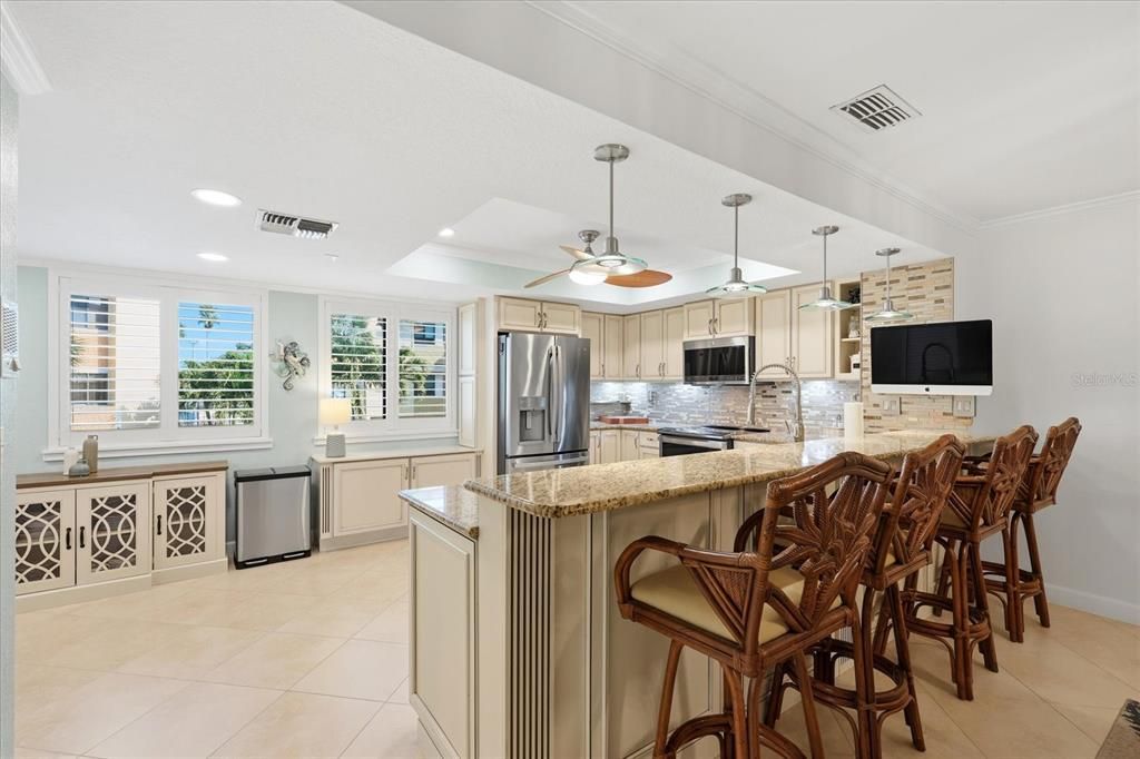 En Venta: $798,000 (3 camas, 2 baños, 2025 Pies cuadrados)