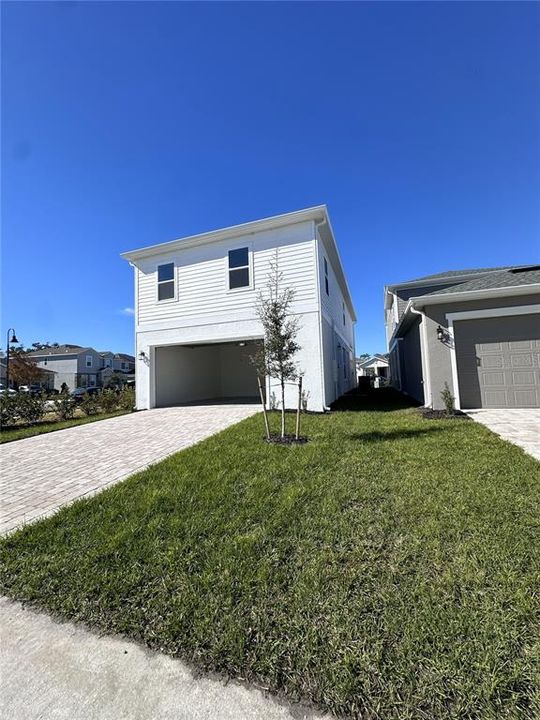 For Rent: $2,400 (3 beds, 2 baths, 2059 Square Feet)