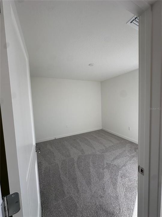 For Rent: $2,400 (3 beds, 2 baths, 2059 Square Feet)