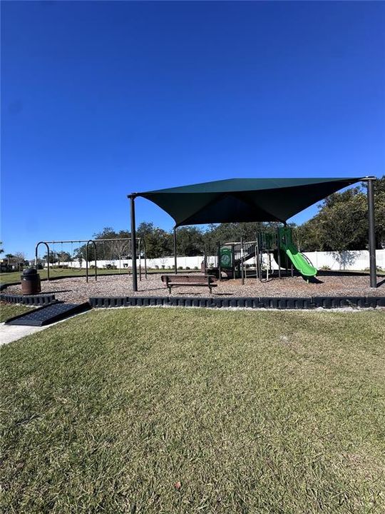 For Rent: $2,400 (3 beds, 2 baths, 2059 Square Feet)