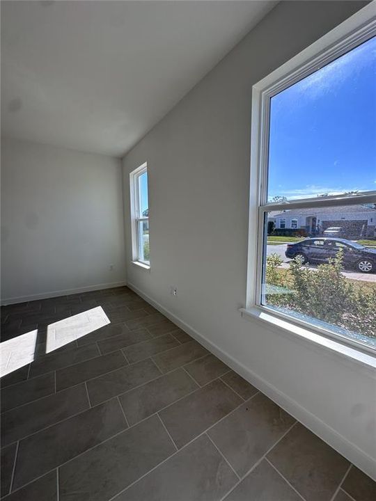 For Rent: $2,400 (3 beds, 2 baths, 2059 Square Feet)