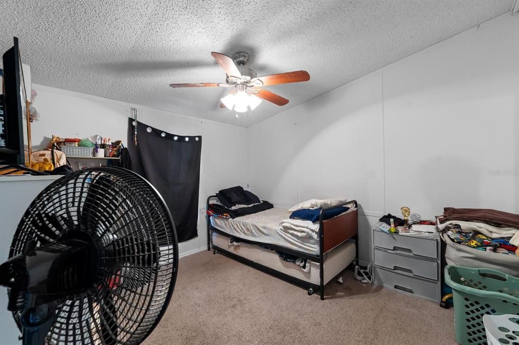 待售: $179,999 (3 贝兹, 2 浴室, 864 平方英尺)