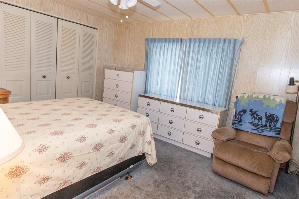 For Sale: $199,000 (2 beds, 2 baths, 1472 Square Feet)