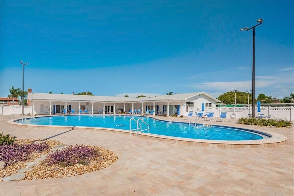 For Sale: $199,000 (2 beds, 2 baths, 1472 Square Feet)