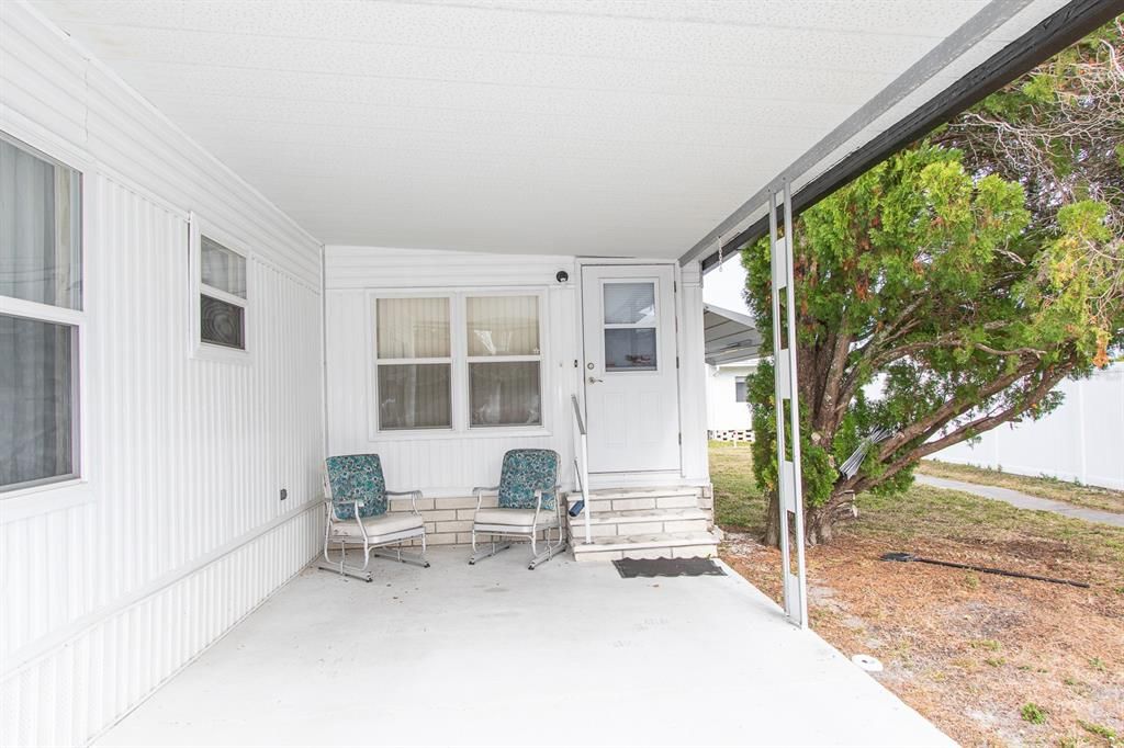 For Sale: $199,000 (2 beds, 2 baths, 1472 Square Feet)