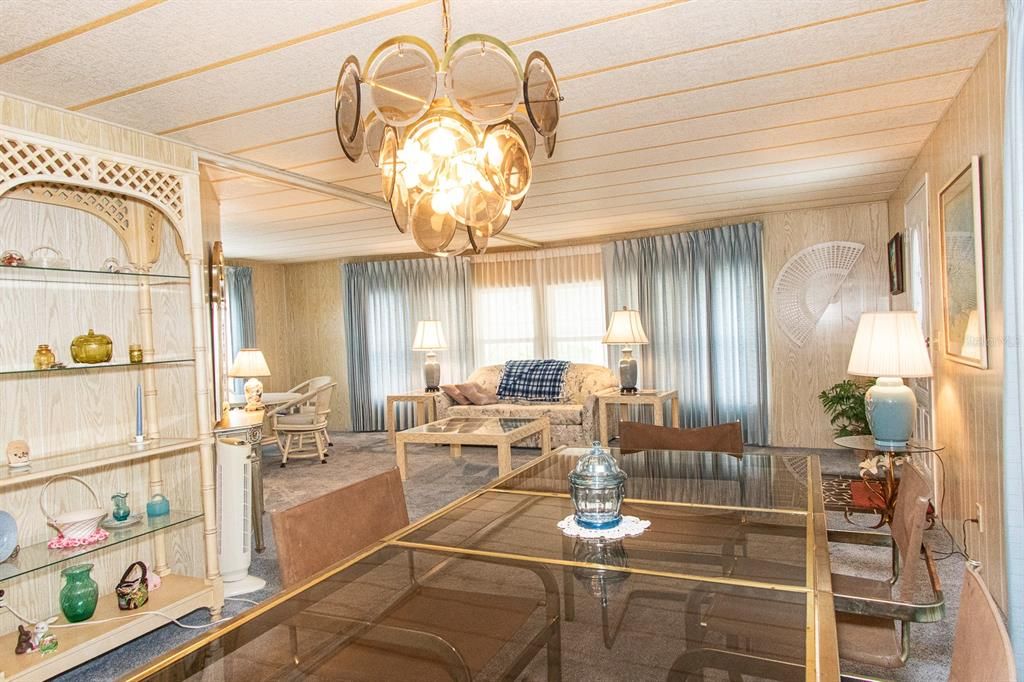 For Sale: $199,000 (2 beds, 2 baths, 1472 Square Feet)