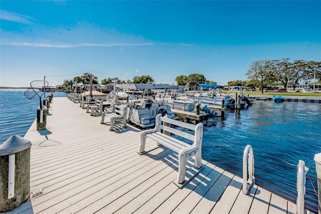 For Sale: $199,000 (2 beds, 2 baths, 1472 Square Feet)