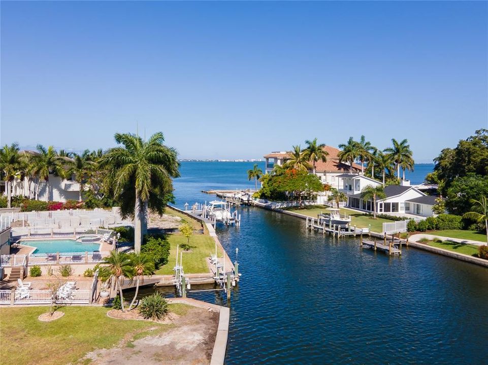 For Sale: $2,199,000 (0.40 acres)