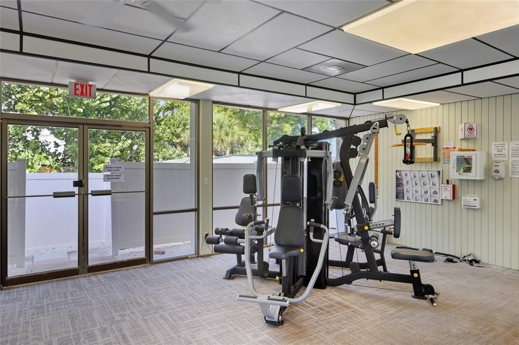 待售: $530,000 (2 贝兹, 2 浴室, 1072 平方英尺)