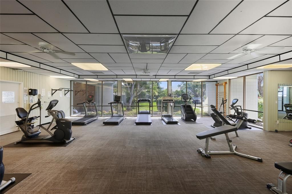 待售: $530,000 (2 贝兹, 2 浴室, 1072 平方英尺)