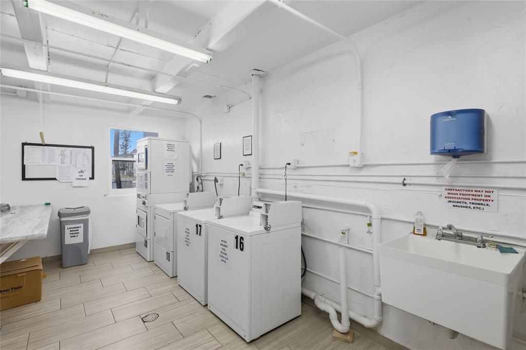 待售: $530,000 (2 贝兹, 2 浴室, 1072 平方英尺)