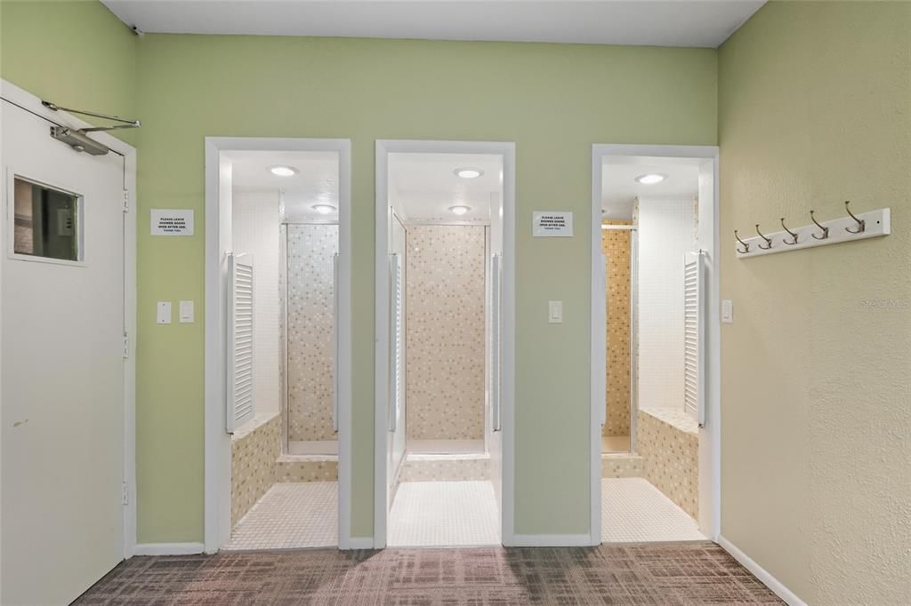 待售: $530,000 (2 贝兹, 2 浴室, 1072 平方英尺)