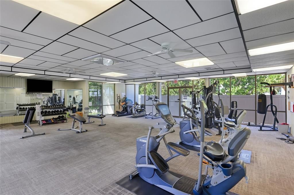 待售: $530,000 (2 贝兹, 2 浴室, 1072 平方英尺)