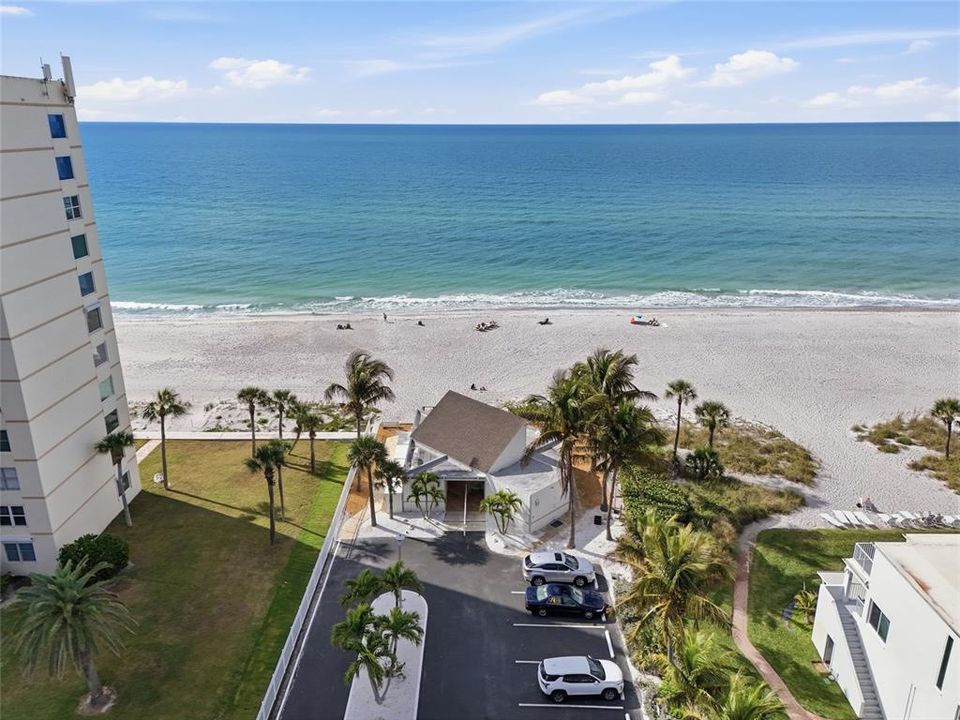 待售: $530,000 (2 贝兹, 2 浴室, 1072 平方英尺)