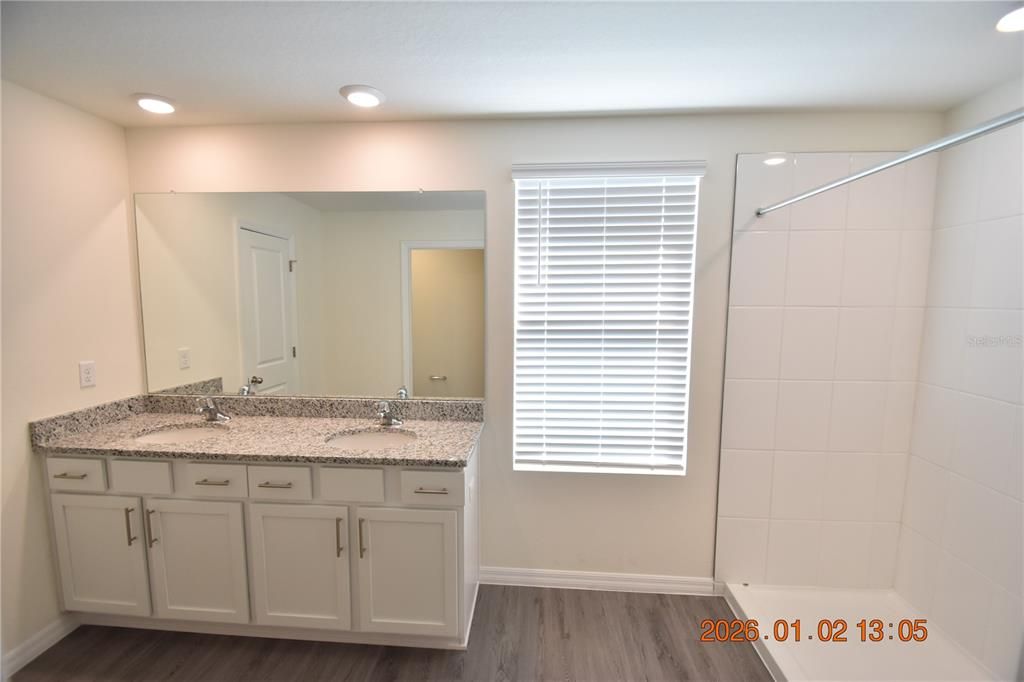 En Renta: $2,695 (4 camas, 2 baños, 2305 Pies cuadrados)