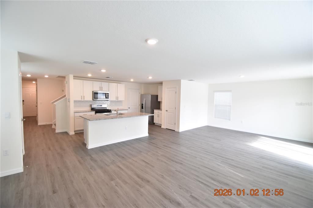 En Renta: $2,695 (4 camas, 2 baños, 2305 Pies cuadrados)