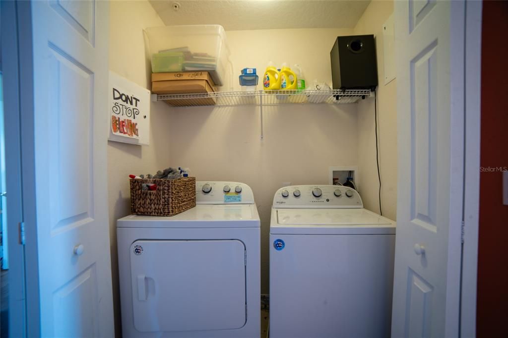 На продажу: $319,999 (3 спален, 2 ванн, 1468 Квадратных фут)