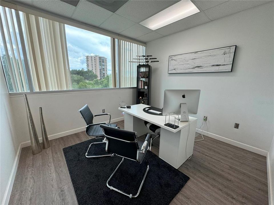 На продажу: $219,500 (0 спален, 0 ванн, 342 Квадратных фут)