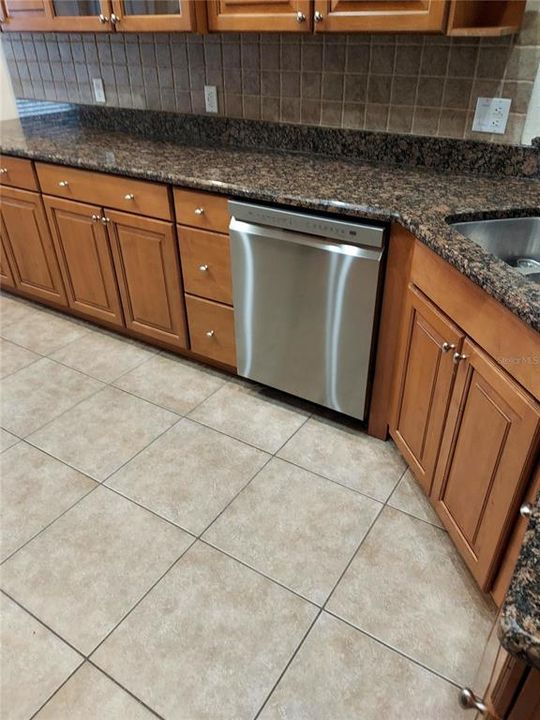 En Renta: $2,500 (4 camas, 2 baños, 1769 Pies cuadrados)