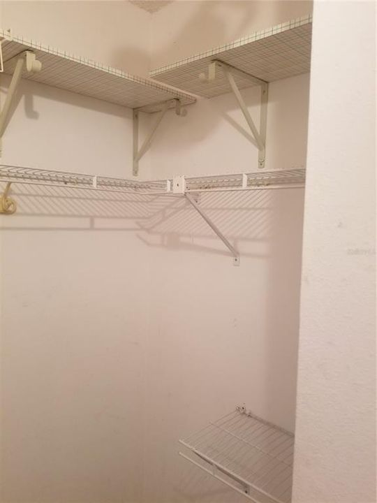 На продажу: $120,000 (2 спален, 2 ванн, 1083 Квадратных фут)