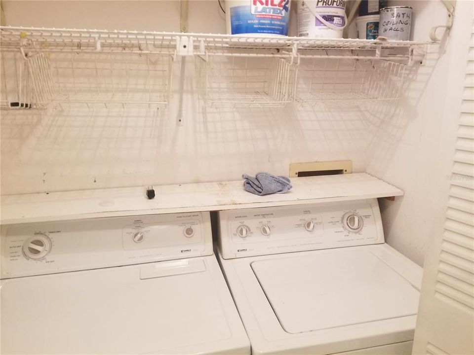 На продажу: $120,000 (2 спален, 2 ванн, 1083 Квадратных фут)