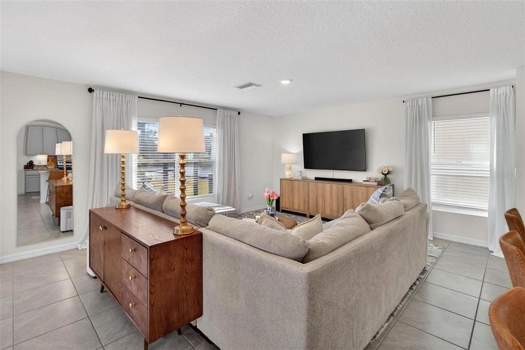 For Sale: $399,900 (4 beds, 2 baths, 2260 Square Feet)