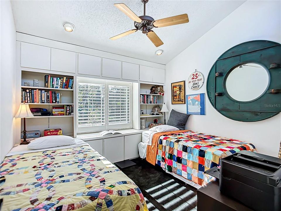 En Venta: $649,800 (3 camas, 2 baños, 1947 Pies cuadrados)