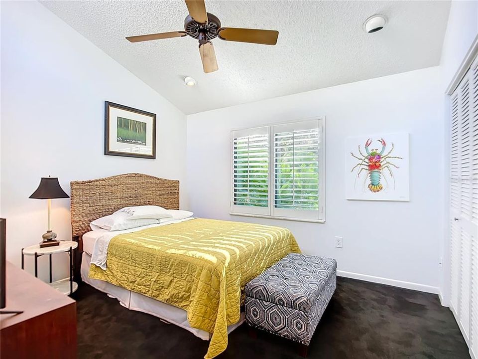 En Venta: $649,800 (3 camas, 2 baños, 1947 Pies cuadrados)